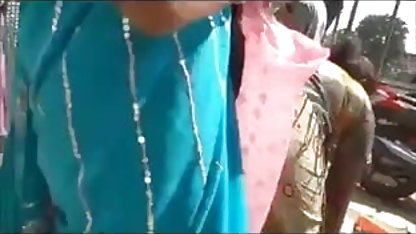 மோசமான உடலுறவில் குழு முதிர்ந்த முதிர்ந்த செக்ஸ் களியாட்டம்