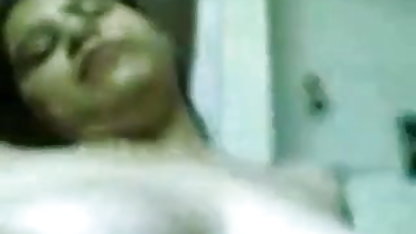 பஸ்டி கிர்பி மேவரிக் ஹேரி பிரஞ்சு அமெரிக்க நாட்டுக்காரன் ஒரு உணர்ச்சிமிக்க ஃபக்கரால் பிடிக்கப்படுகிறார்