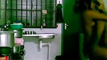 லானா கிசெல்லே ஒரு கடினமான கேங் பேங்கை முதிர்ந்த ஆபாச குழாய் அனுபவிக்கிறார்