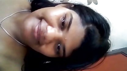 காதலி ஸ்ட்ராபனுடன் செக்ஸ் சிற்றின்ப பொன்னிறத்தைப் பிடித்தாள்
