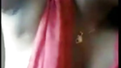 அழகான பெரிய என் பாட்டி சாமந்தி