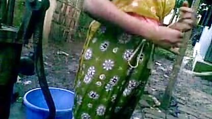 குதத்திற்கு பணம் செலுத்தி முதிர்ந்த முதிர்ந்த கட்சி ஒரு விபச்சாரியுடன் அழுக்கு உடலுறவு கொண்டார்