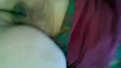 மேகி கிரீன் நூலகத்தில் சிக்கிக் கொள்கிறார் பெண் பாட்டி