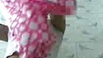 பொன்னிறமும் ஆசிய பிரஞ்சு, பிபிசி அவளுடைய கருப்பு ஹஹலும்