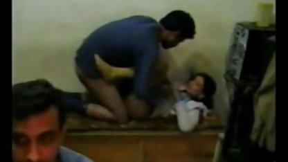 மெல்லிய செக்ஸ் - பாட்டி வூம்புதல் வேறு வழியில்லை!
