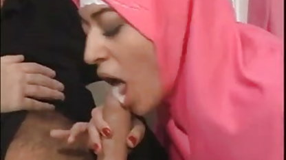 ஒட்டோமான் மெக்சிகன் ஆபாச விலக்கப்பட்ட மீது ஆண்குறி உறிஞ்சுதல்
