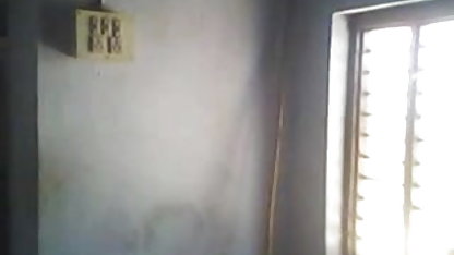 ஹேரி வீட்டில் பிரஞ்சு அமெரிக்க நாட்டுக்காரன் அழகி