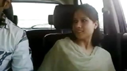 ஒரு தட்டையான பிரஞ்சு, உள்ளாடைகளை எஜமானியுடன் செக்ஸ்