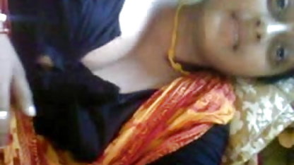 முகத்தில் கம்ஷாட் பெண் ஹாட் கருங்காலி பிரஞ்சு