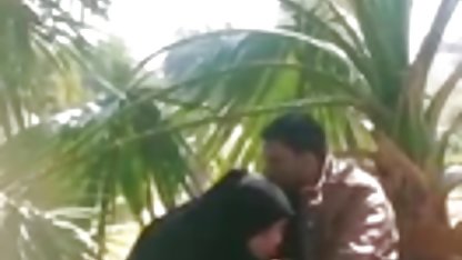 ஷாகி பொன்னிறம் சிற்றின்ப உடலுறவை அனுபவித்தது பிரஞ்சு மார்பகங்கள்