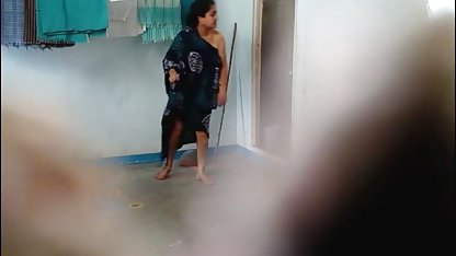 சூடான கருப்பு பிரஞ்சு நிர்வாண பெண்கள் மற்றும் இரண்டு ஒரு டிக்