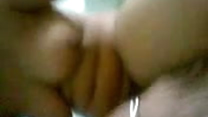 மம்மி ஒரு இலவச பழைய பெண் ஆபாச இளம் ஆணை கவர்ந்தாள்