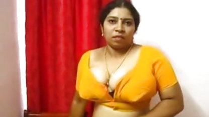 ஆண்குறியுடன் அவள் என்ன முதிர்ந்த பெண்கள் செக்ஸ் செய்யவில்லை
