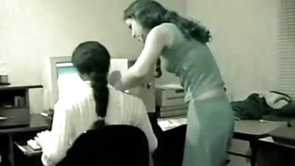 பொது முதிர்ந்த ஆபாச கவர்ச்சி டீன் அல்லது இளம்பெண் ஆபாச