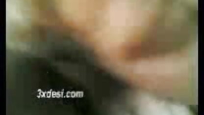 பொன்னிறத்தின் மெக்சிகன் தசை ஆழமான தொண்டை வேண்டும்