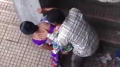 இறுக்கமான மற்றும் பிரஞ்சு அமெரிக்க நாட்டுக்காரன் முதல் முறையாக செக்ஸ் சிறிய அவளுக்கு பெரிய மற்றும் கருப்பு