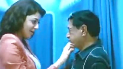 இரண்டு பெண்கள் மற்றும் ஒரு தனியா மெக்சிகன் ஒரு விதமான ஸெக்ஸ் பொசிஷன் ஸ்ட்ராபன்