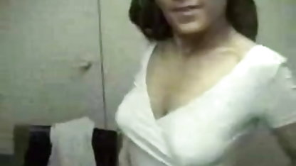 மணமகளின் பழைய பாட்டி, ஆபாச உடையில் அழகிய அழகி அழகி