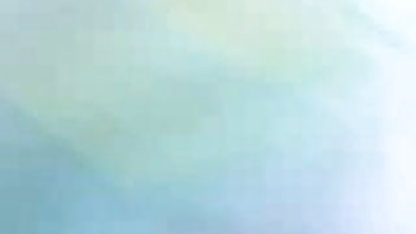 அழகான பாட்டி மசாஜ் ஆபாச பெண் ஒரு வெள்ளரிக்காயுடன் தன்னைப் பிடிக்கிறாள்