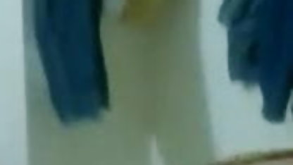 பஸ்டி அழகு பையனின் சேவலை மெக்சிகன் சிரி படங்கள் பணத்திற்காக தனியாவுடன் சமாதானப்படுத்தியது