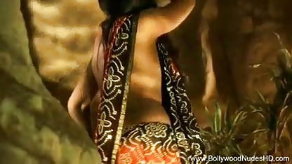 இளம் பருத்த பிரஞ்சு கவர்ச்சியான