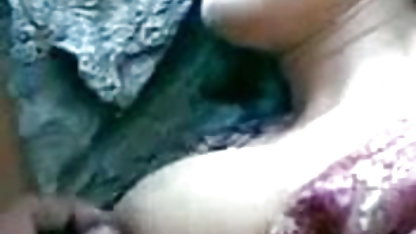 மிகவும் கொழுத்த புதிய முதிர்ந்த குழாய் பெண் சுயஇன்பம்