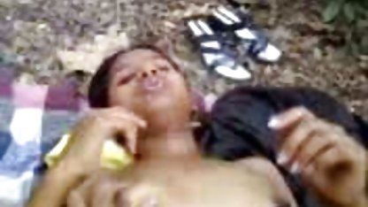 அழகான பொன்னிற ஒரு பெரிய கருப்பு மனிதனை குளிப்பது செக்ஸ் படங்கள் மகிழ்விக்கிறது